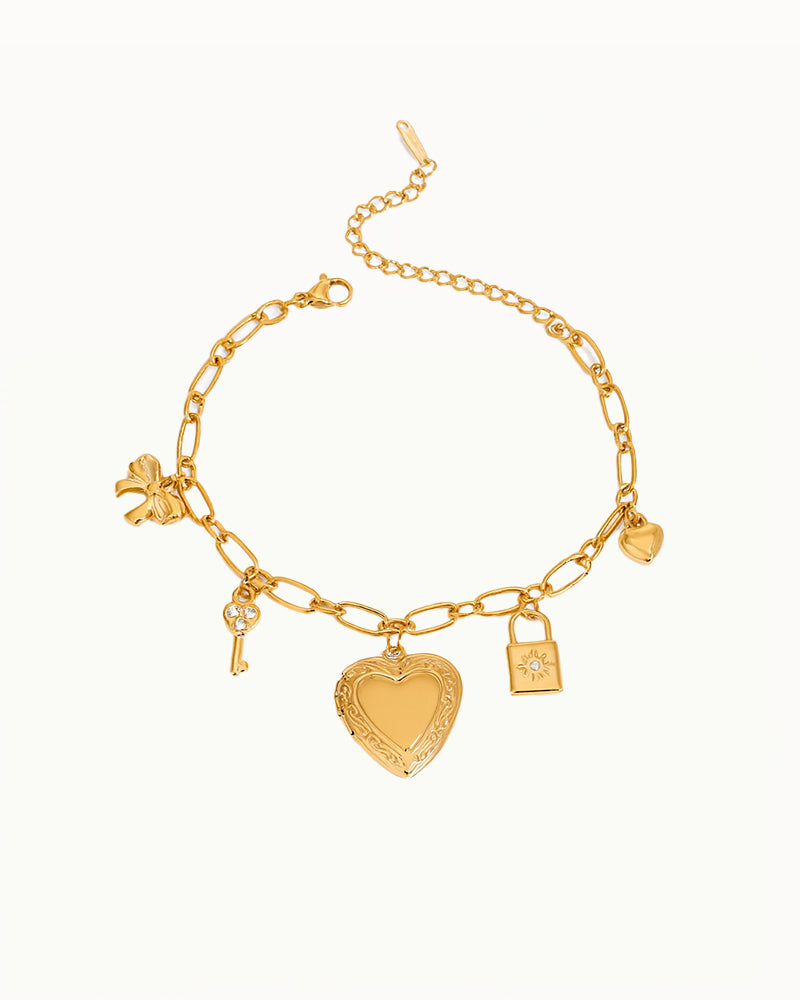 Golden Link Bracelet with Heart, Key & Lock - Brenda