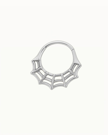 Titan Spinnennetz Clicker Piercing - Daphne
